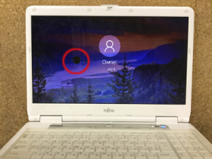 FMVMFG50W 液晶割れ