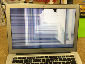 macbookair 液晶割れ