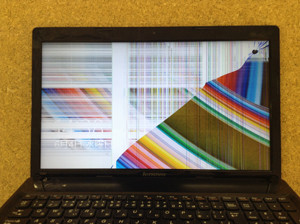 Lenovo G580 液晶割れ