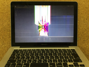 macbook pro 画面割れ