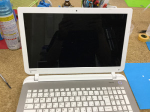 パソコンの画面が映らない