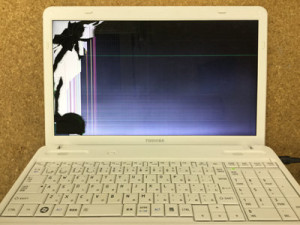 パソコン画面割れ