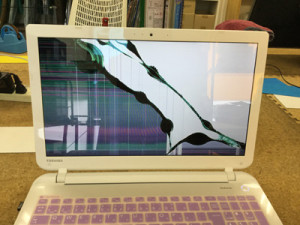 B25/36TB 液晶割れ