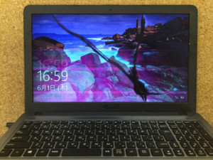 K540LA　液晶割れ