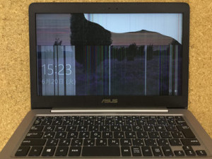 UX310U　画面割れ