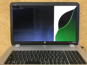 HP ENVY 17 画面割れ