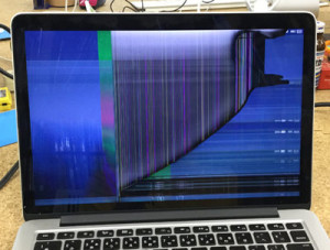 macbookpro 液晶割れ