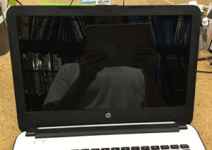 HP 14-ac100 画面が見えない