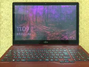 LIFEBOOK AH77/M　表示不良