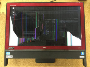 VN770/FS6R 液晶割れ