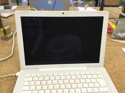 macbook バックライト故障