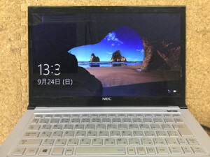 LZ550JS 画面割れ