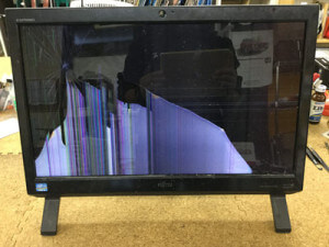 FMVF54KDY 液晶割れ