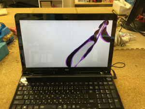 PC-LS150NSB 液晶割れ