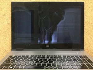 LX750/LS 液晶割れ