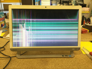 d713/t3jw 液晶割れ