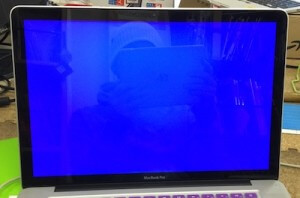 mac 画面が青くなる