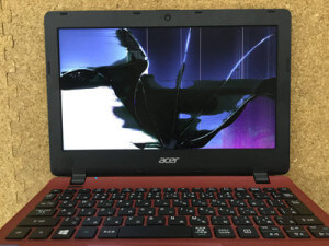 Aspire E11 ES1-131-N14D/K　液晶割れ