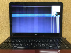 LS700/T　液晶割れ