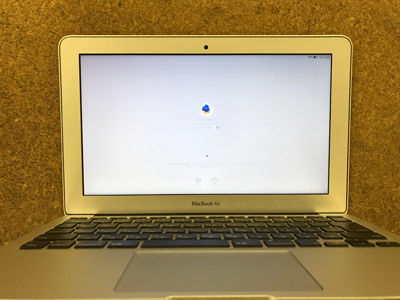 MacBook Air 画面がちらつく修理をしました | 液晶修理センター
