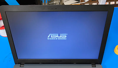 ASUS R540Yの液晶画面割れ パソコン修理 | 液晶修理センター
