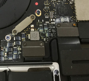 Macbookpro 2016 水没