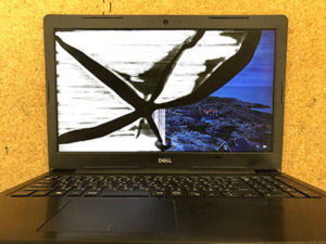 P75F001 画面割れ