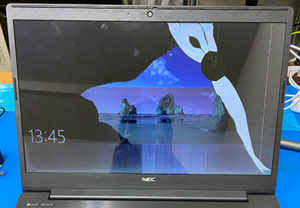 NS150/NAB　画面割れ