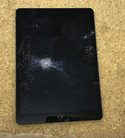 iPad 7 A2197のガラス割れ、液晶(タッチパネル)交換 修理・買取 | 液晶 