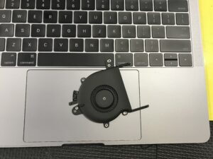 MacBook Pro FAN交換