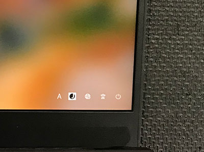 ROG Zephyrus G14 GA401QC 画面の一部が暗い 修理後