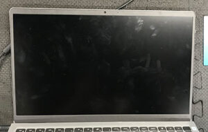 Latitude 15 3520　液晶修理