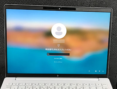 OmniBook 7 Aero 13 液晶割れ 修理後