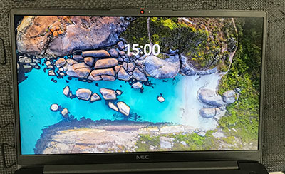 PC-GN135JYAY 液晶割れ 修理後
