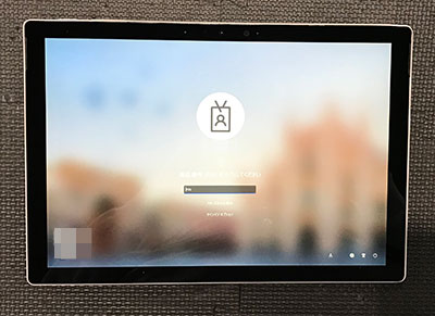Surface Pro 7+ 液晶割れ 修理後