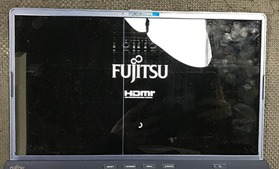 FMVAH03004 修理前の液晶故障
