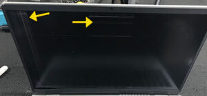 Inspiron 15 3520 (P112F)　液晶割れ