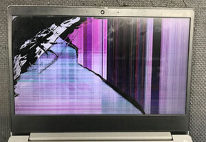 ideapad 3 14IIL05 液晶割れ