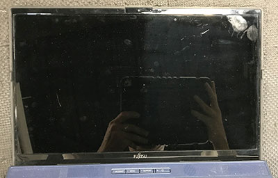 FMVA45G2LJ　液晶割れ