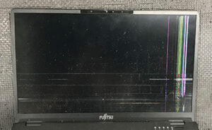 FMVUXE38（UH-X/E3 液晶割れ