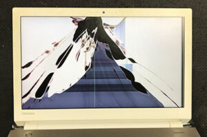 AZ45/DG 液晶割れ修理