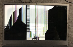 PC-N1573EAL　液晶割れ