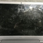 DELL Inspiron 3501 液晶割れの画面交換修理事例 徳島県から宅配修理