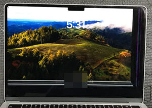 MacBook Air M3 A3113 液晶割れ