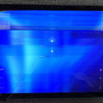 【Surface Pro 8】液晶割れと画面ちらつき｜兵庫県神戸市からの宅配修理で液晶交換対応