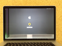apple macbook pro retina 液晶画面の修理前